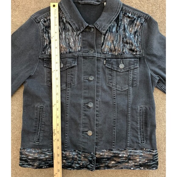 Levis Jacket Womens M Denim Embellished Trucker Lightly Distressed Button Up - Picture 4 of 10